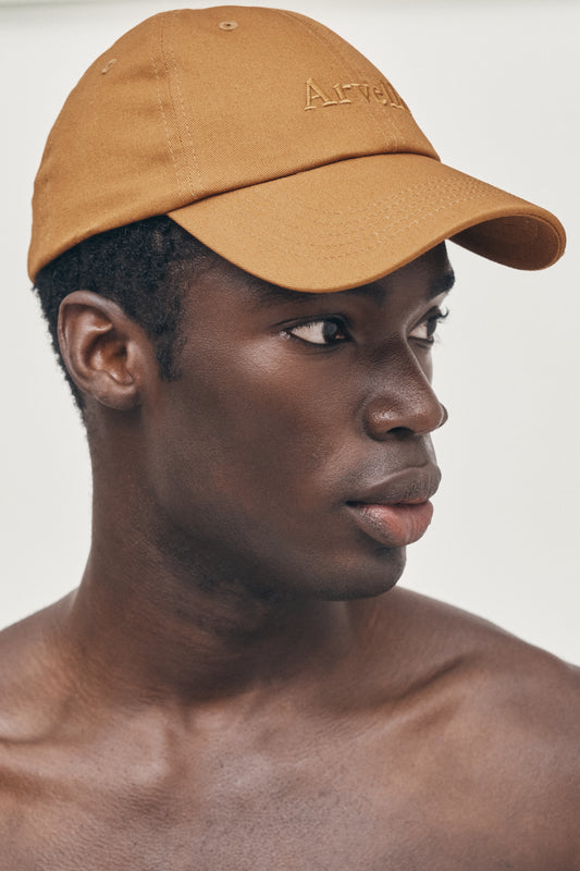 Burnt caramel unstructured hat
