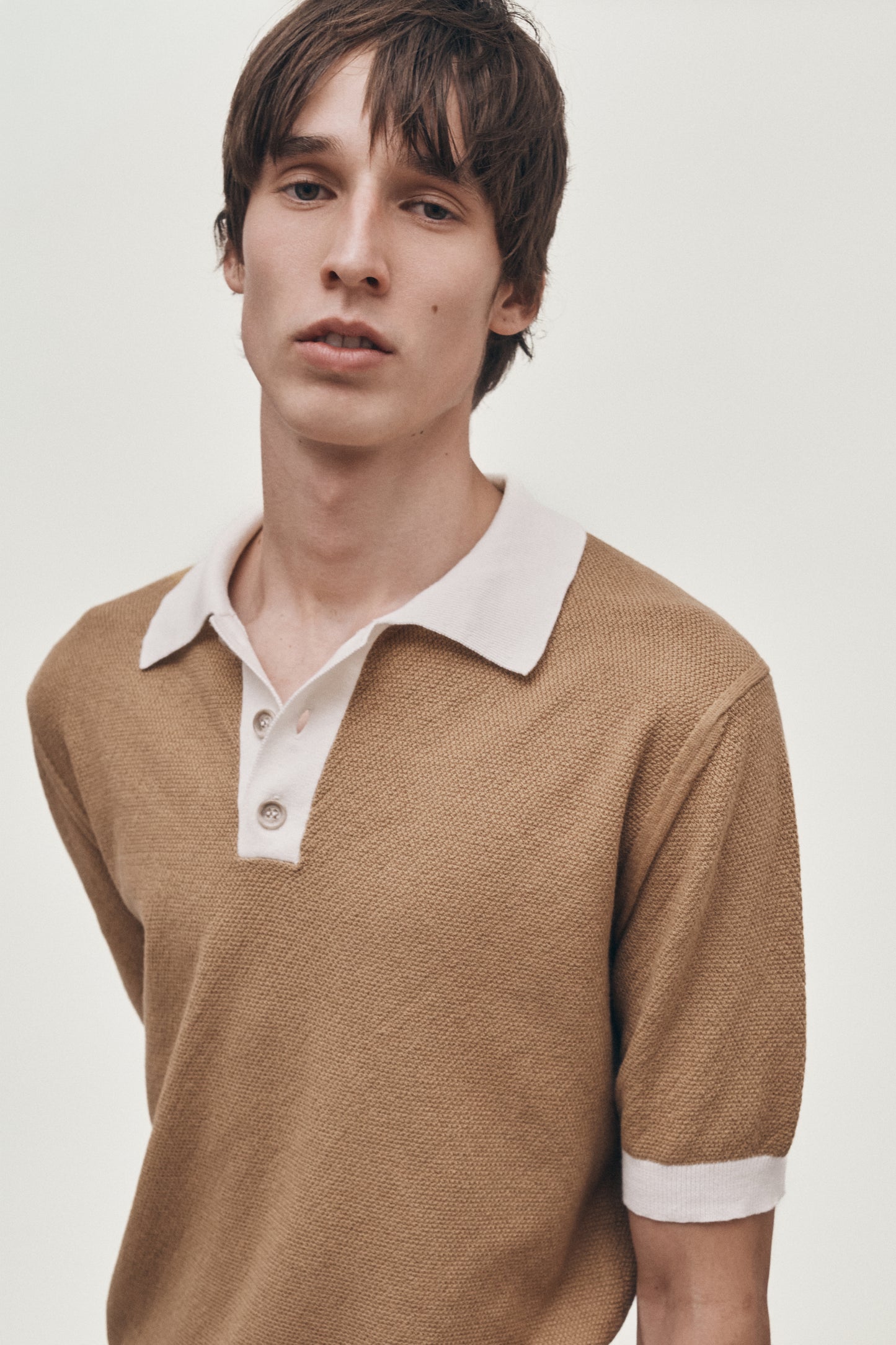 Contrast caramel knitted polo